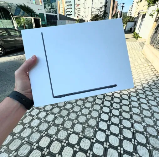 MacBook Air M5 13 pol / 512 SSD 16Gb de ram + 1 ano de garantia
