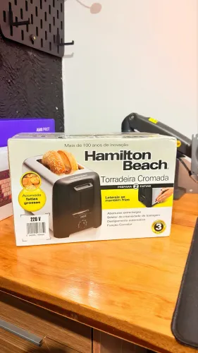 Torradeira Cromada Hamilton Beach (220V) - Nova na Caixa