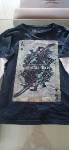 Camiseta manga longa tamanho 12-14