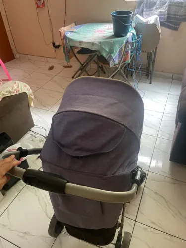 Carrinho de bebê unissex