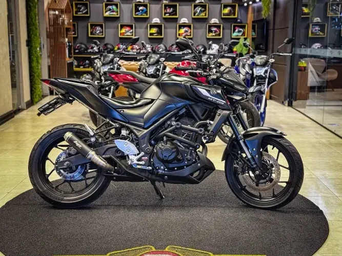YAMAHA MT-03 PRETA 2022