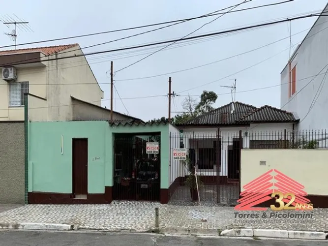 Casa térrea, lote terreno, a venda na Vila Zelina, com 2 casas, 15 x 20 ótimo para investi