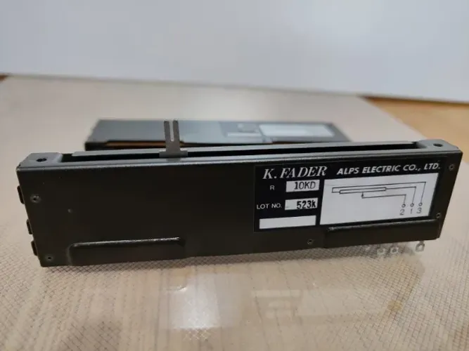 Fader Potenciômetro K.fader 10kdx2 Eixo Reto Excelente!!