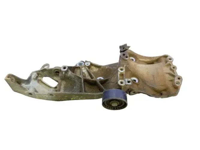 Suporte do Compressor e Alternador Megane 98 Á *9