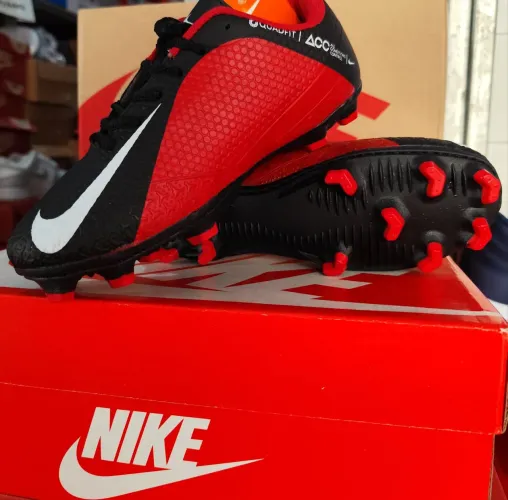Chuteira Nike Futsal society vários modelos de chuteiras - Tamanho 38 - Nova