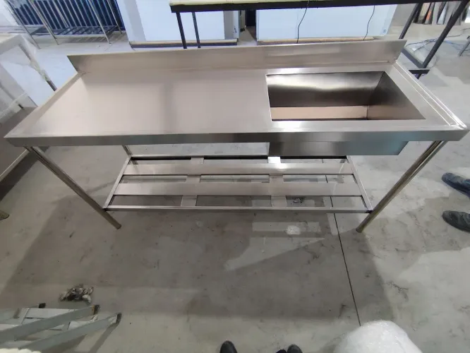 Pia Inox 1,80 Lado do Bojo Opcional 