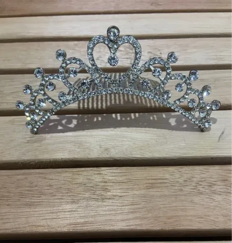 Coroa de Princesa com Pedrarias