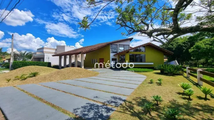 Casa com 3 quartos à venda, 500 m² por R$ 1.750.000 - Condomínio Residencial Ponte de Pedr