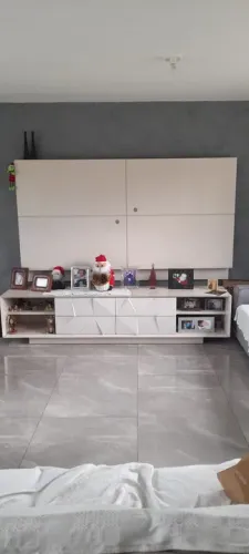 Rack Painel com Led 4 gavetas em 3D pra TV 75 pol.