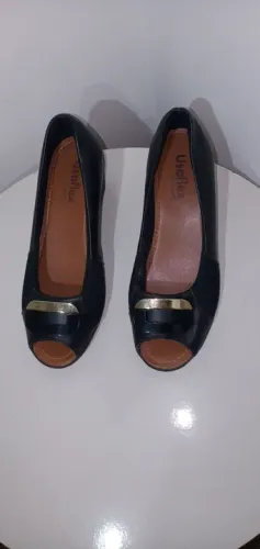Sapatos Femininos Usaflex ( modelo: Peep Toe/ carreira joanetes)Tam. 36/ Usado.