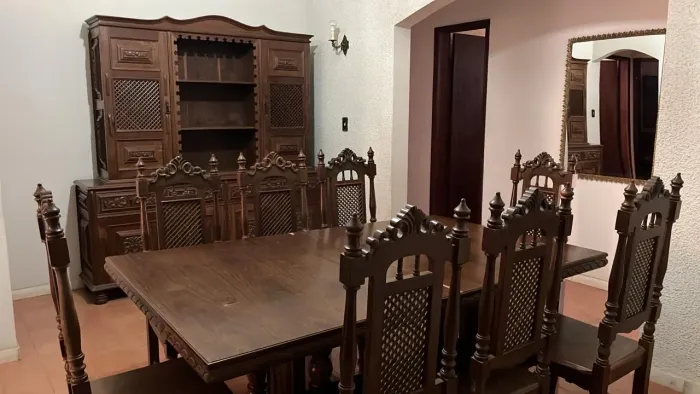 Conjunto de mesa de jantar de madeira maciça extensível - 8 lugares