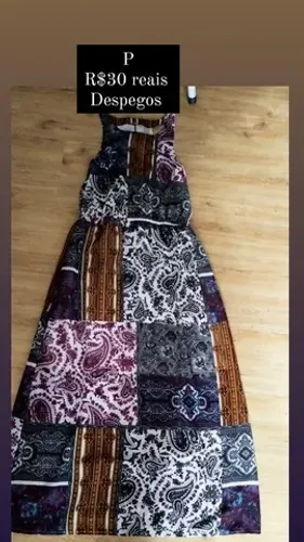 Lote de vestidos femininos 