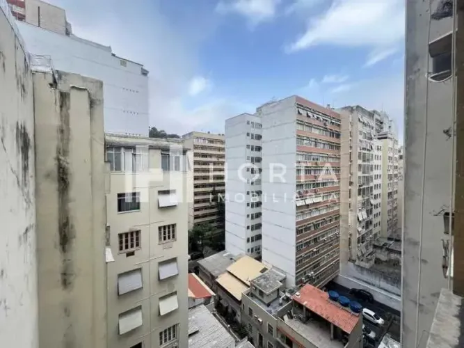 Apartamento : / Residencial / Copacabana