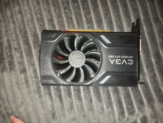 VALOR NEGOCIÁVEL Placa de vídeo evga 1060 3gb (melhor que RX 570) 