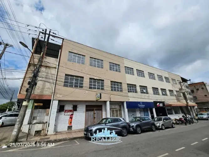 Código 4431 -  Aluga área comercial no bairro Iguaçu, com aproximadamente 750 m²