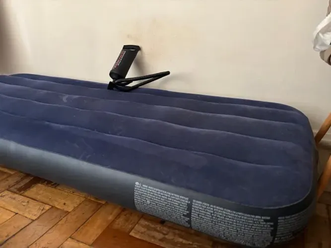 Colchão inflável com bomba