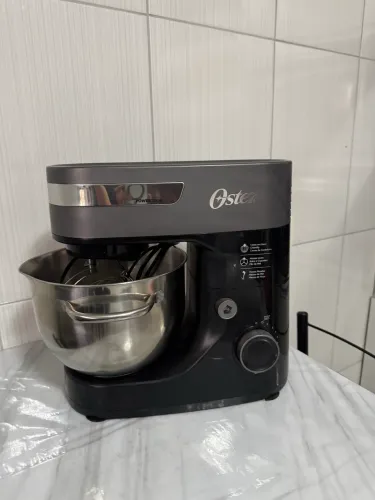 Batedeira Planetária Oster 750W