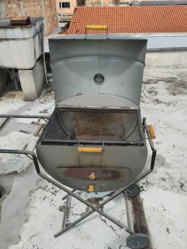 Churrasqueira de tambor 