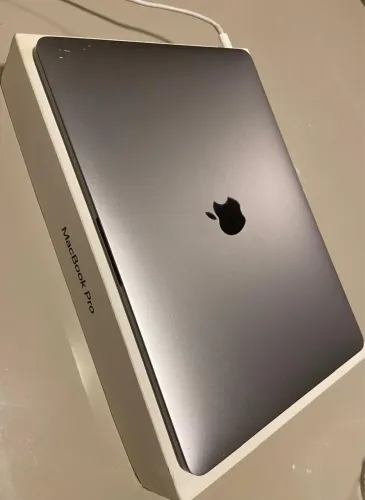 MacBook Pro 2017 Retina - 128GB 8GB I5 (Caixa + Carregador)