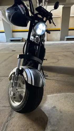 X11 Street Scooter Elétrica 3000W - MUITO NOVA!
