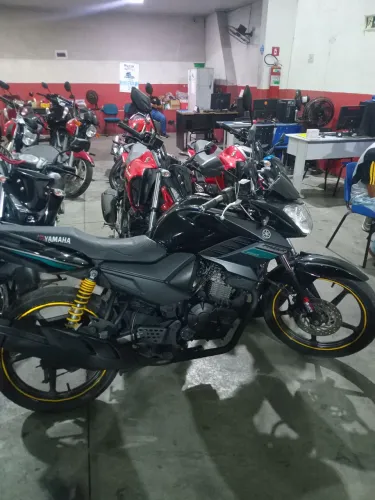 Yamaha fazer 2017 150cc Vitória motors