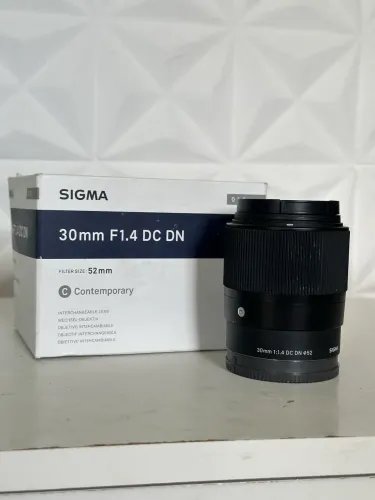 Sigma 30mm 1.4 Sony