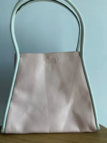 Bolsa Victoria? SECRET 