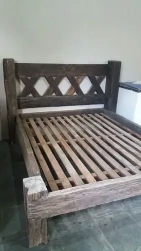 Cama de madeira maciça PARA REFORMA