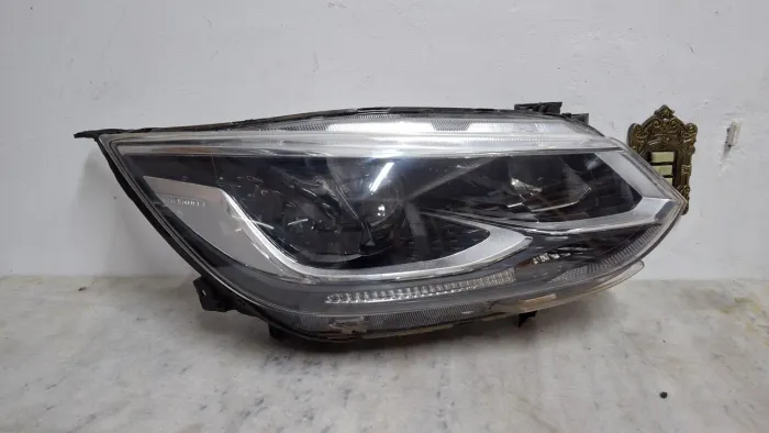 Farol onix 2020/2023 original direito 