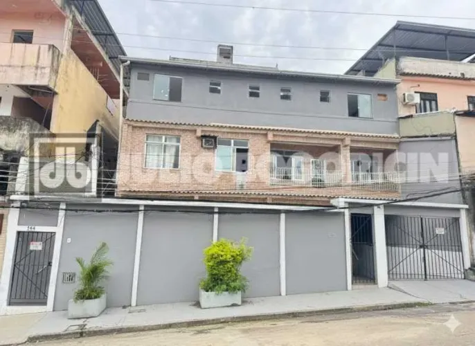 Casa em Condomínio : Térrea / Residencial / Pitangueiras