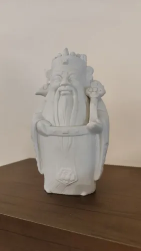 Escultura porcelana
