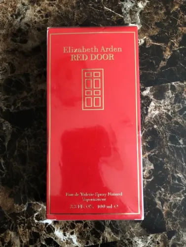Perfume Red Door Elizabeth Arden Eau de Toilette 100ml