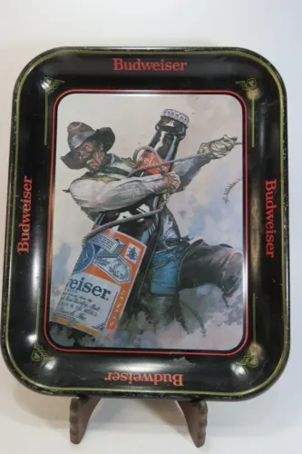 BANDEJA OFICIAL da CERVEJA BUDWEISER, feita em Lata. Ideal para decoração de ambientes tem
