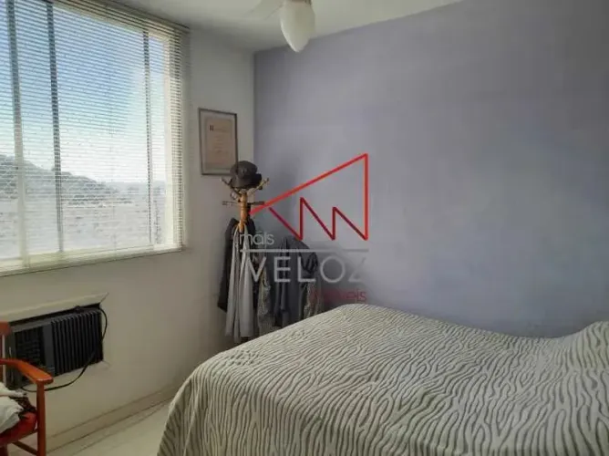 Apartamento - / Residencial / Laranjeiras