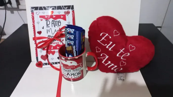 Presentes personalizados kits cestas DIA dos namorados 