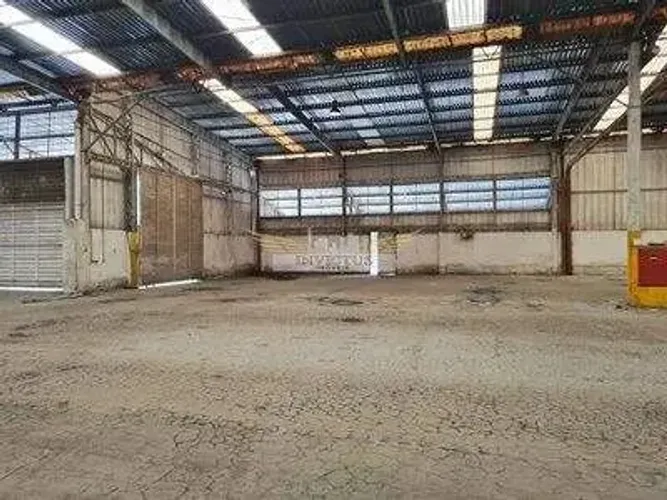 Galpão Industrial para Alugar, 10.000m² - Sertãozinho, Santo André/SP.