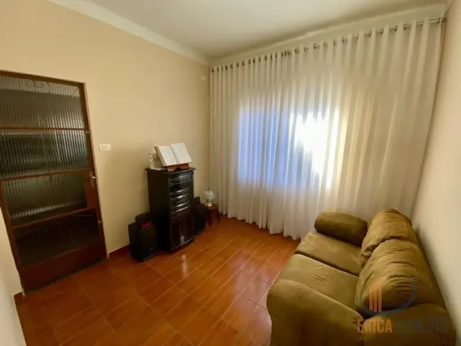 Casa a venda com 03 quartos - Bairro Chapada - Conselheiro Lafaiete