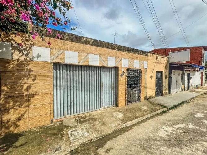 Casa com 2 Quartos a venda bairro Piratininga