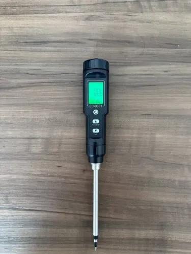 Medidor de EC e Temperatura do Solo Yieryi - Modelo EC-8801