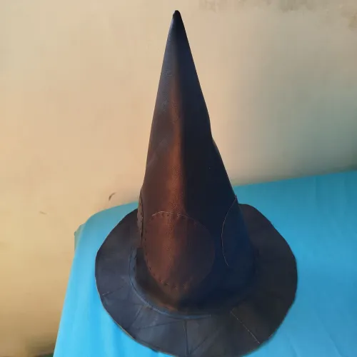 Chapéu de Bruxa Artesanal - Couro Sintético