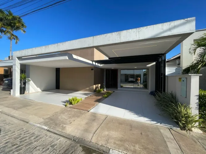 Vendo casa de 3/4 sendo uma suíte com piscina 