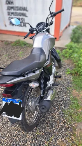 Honda start 160, bem novinha, sem quedas, arranhões, pneus e bateria, novos.