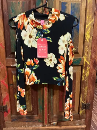 Blusa Cropped Floral Manga Longa