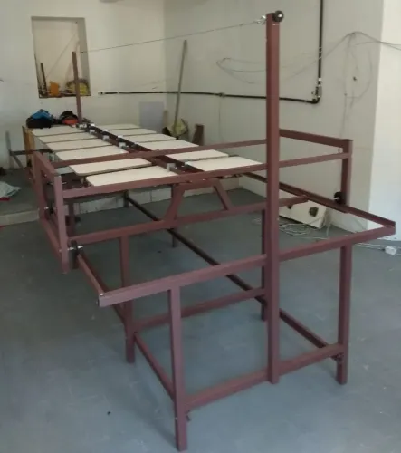 MESA SERIGRAFICA PARA PINTURA DE CAMISETAS 12 BERÇOS COM CARRINHO DE FLASH CURE 