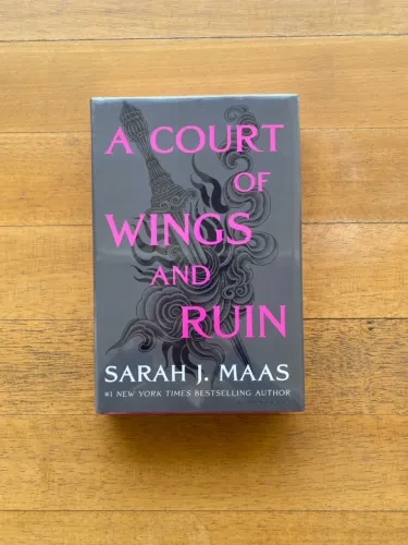 Livro A Court of Wings and Ruin - Sarah J. Maas | Capa Dura Inglês Lacrado