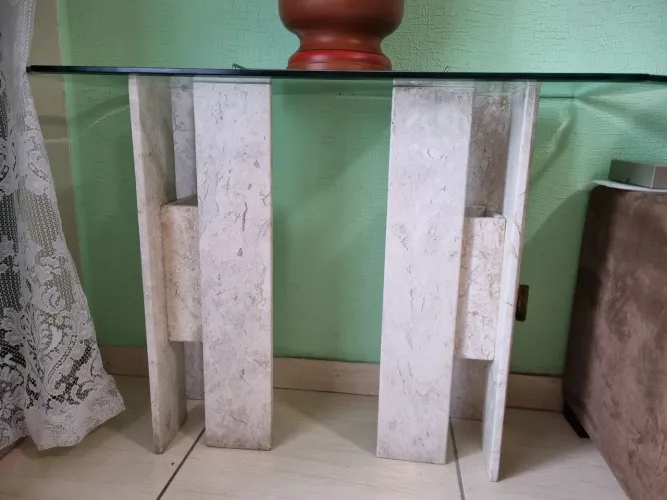 Aparador Mármore Bege Bahia com VIDRO