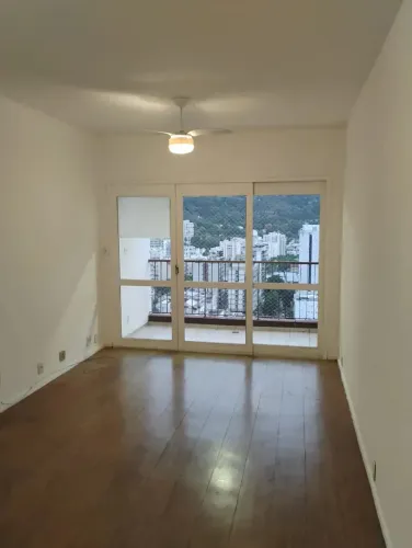 Imóvel para aluguel tem 83 metros quadrados com 2 quartos em Botafogo - Rio de Janeiro - R