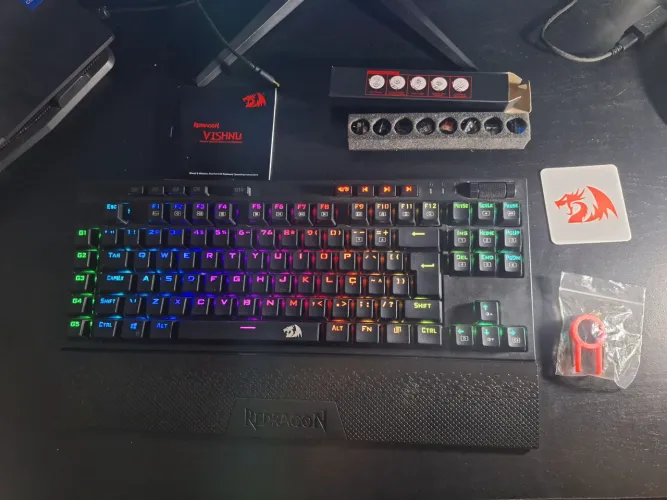Teclado mecânico Redragon Vishnu - Wireless