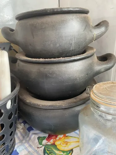 Panela de barro usadas poucas vezes