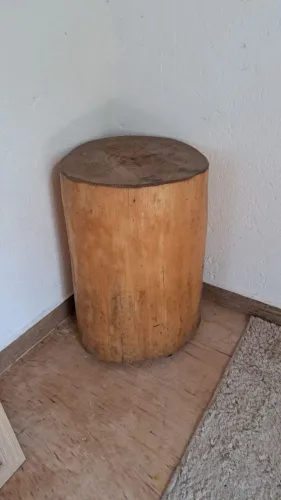 Kit 3 Bancos ou Mesa de Tora Madeira com pezinho